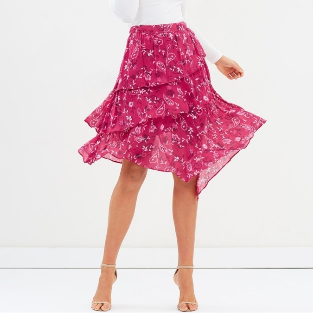 Anthropologie Steele. Claire Pink Floral Tiered Skirt Size‎ M Asymetric Fairy